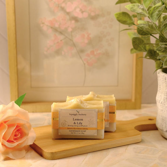 Lemon & Lily Cold Process Soap Mini | Citrusy and Floral Handmade Soap